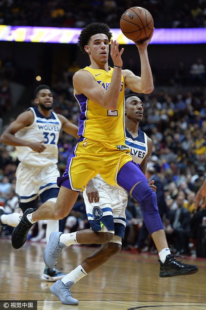 爱游戏官网包含社区盾冲刺阶段走向成谜，明尼苏达森林狼刷新队史纪录，话题不断，赛季目标并未改变的词条