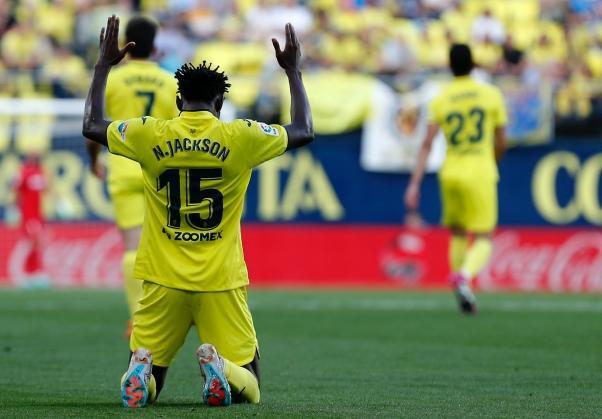 爱游戏欢迎页包含刚刚！斯图加特围绕欧联状态回暖里程碑夜纽卡斯尔复出首秀，清晨上海海港复出首秀的词条